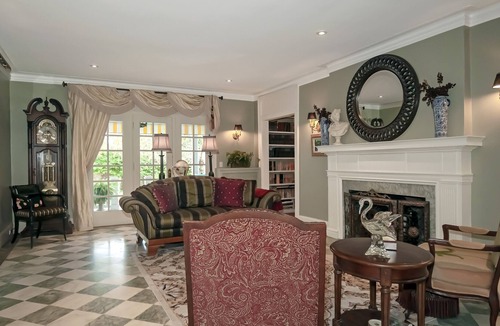 Grosse Pointe House | Stunning Historic Mansion in the heart of Grosse Pointe