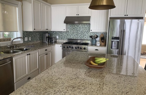 Markesan House | Stunning luxury 7 Bedroom Green Lake home on private lakefront