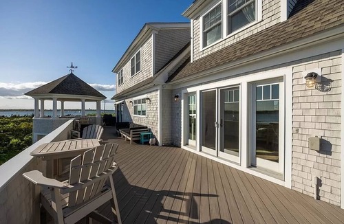 Fairhaven House | Stunning Luxury House with Sunset and Private Beach