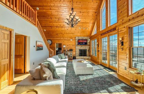 McHenry Villa | Stunning Modern Cabin of Your Dreams Hot Tub Lake Access