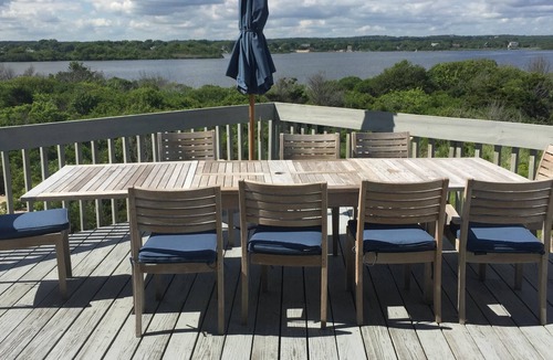 Kenyon House | Stunning oceanfront location at end of cul-de-sac perfect for families