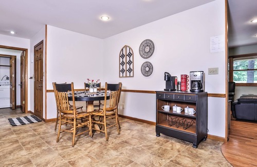 Minocqua House | Stunning private home surrounded by wildlife minutes from downtown Minocqua !