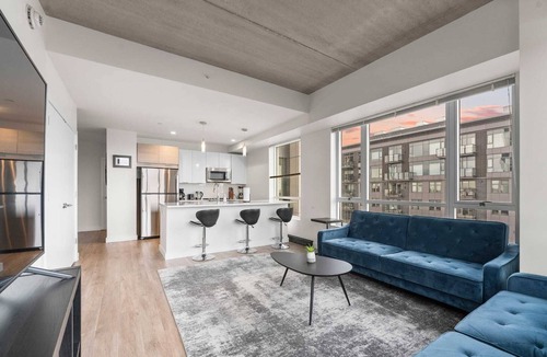 Somerville Apartment | Stunning View 2BR 2BA Condo High-end Building