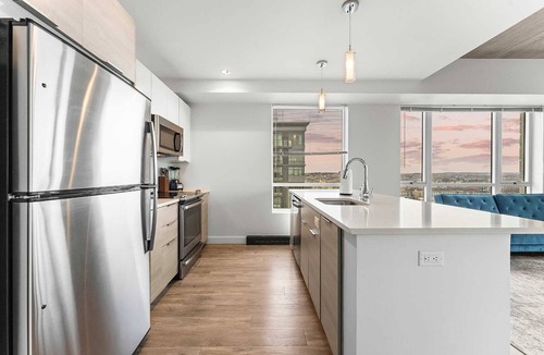 Somerville Apartment | Stunning View 2BR 2BA Condo High-end Building
