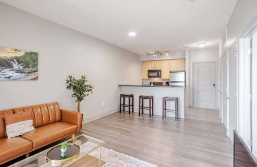 Central Business District Apartment | Stylish 1BR/1BA CozySuites at the Banks