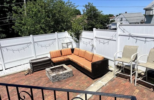 Everett House | Stylish 3BR Home Close to Campus 10min to Boston