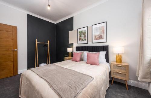 North Bitchburn House | Stylish 3BR Home near Hospital and Auckland Castle