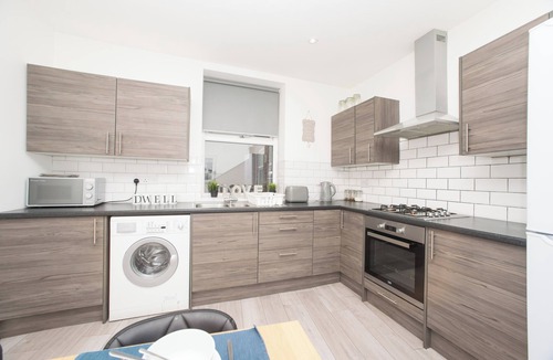 Sunderland Apartment | Stylish 4 bed apartment close to Hospital