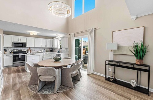 Noblesville House | Stylish 4BR Getaway | Loft | Family Friendly