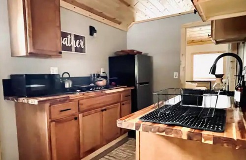 Lake George Cabin | Stylish, Cozy Cabin in Lake George.