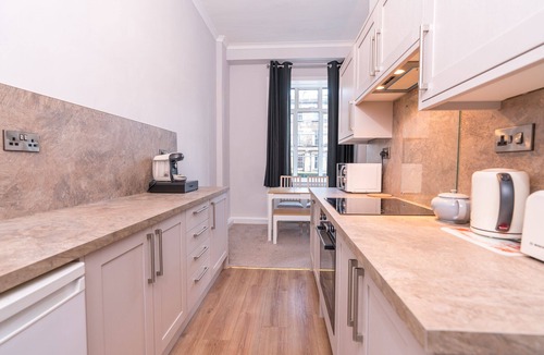 Old Town Apartment | Stylish Duplex Apartment In the Heart of Edinburgh