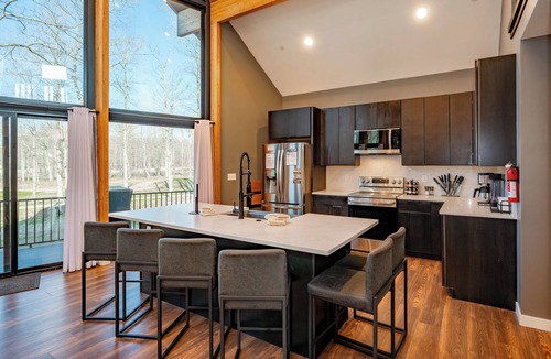 McHenry House | Stylish Golf Retreat w/Pool & Hot Tub