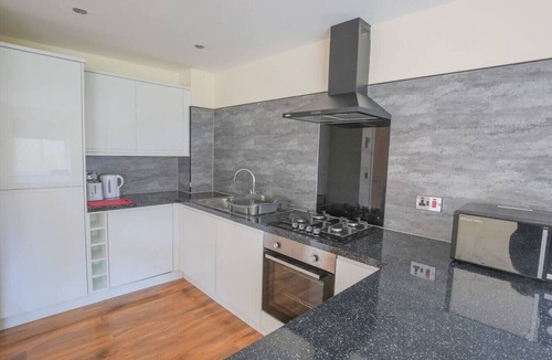 Newington Apartment | Stylish modern newly built apartment