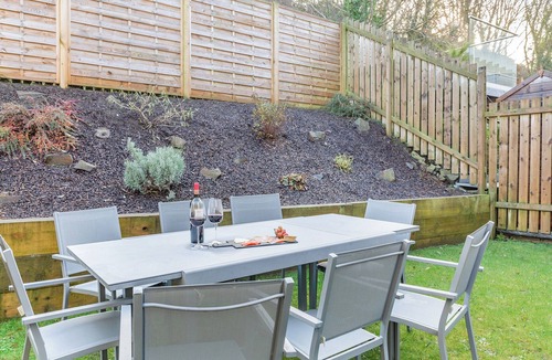 Craster Cottage | Stylish modern property based right within the heart of Craster.