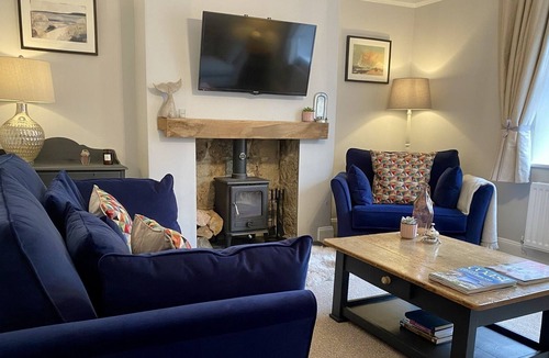Amble House | Stylish Victorian Terraced Cottage Renovated 2021.