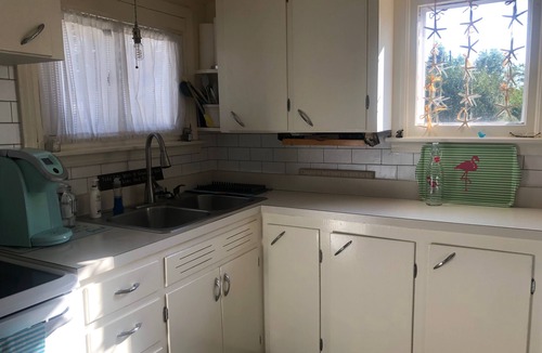 Vermilion Cottage | Summer 2025 DATES OPEN! VERMILION Cottage. Two minute walk to private beach