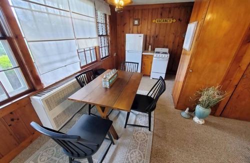 Northwest Harwich House | Summer Beach House on the beach-100 ft from the water