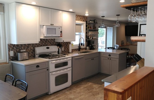 Walkerville Cottage | Summer fun and making memories.