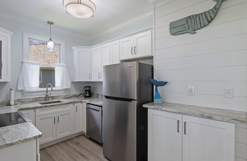 Summer Village Cottage | Summer Lovin' Cottage 2 Bedroom , Full Kitchen, HEATED pools at Summer Village