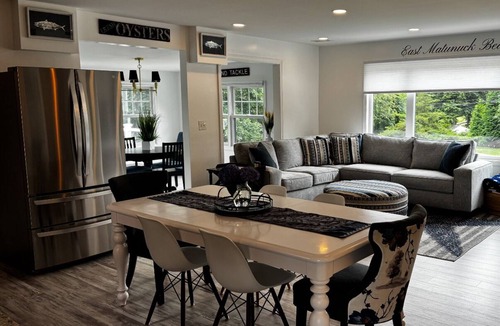 Snug Harbor House | Summer Rental -4 Minutes to East Matunuck Beach. Walk to Matunuck Oyster Bar