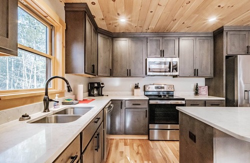 Sunday River Area Ski Chalet | Summer special! Golf, hiking, kayak and paddle board, fish and swim!