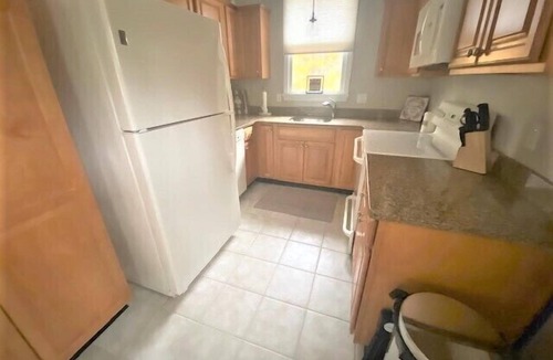 Summer Village Cottage | Summer Village fully furnished 2 BR cottage, heated pools, wifi
