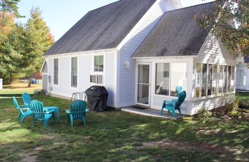 Summer Village Cottage | Summer Village fully furnished 2 BR cottage, heated pools, wifi