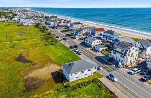 Salisbury House | Sun2Sand Beach House