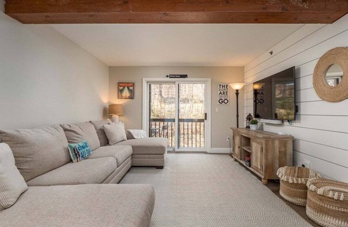 Sunday River Area Condo | Sunday River Ski in/Ski Out Condo- White Cap A-307