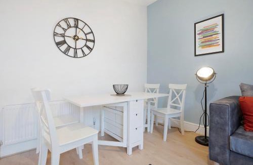 Sunderland House | Sunderland 3BR Retreat Sleeps 6 by Stay With Us