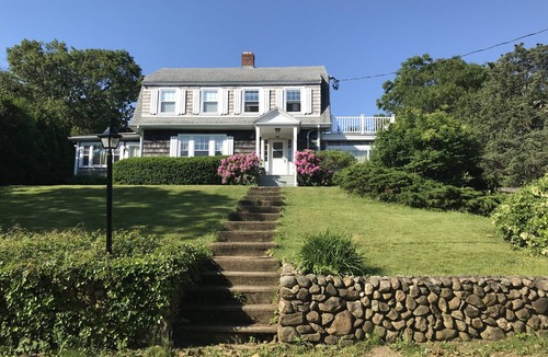 Tisbury Condo | Sunny 2bedroom condo w pool!