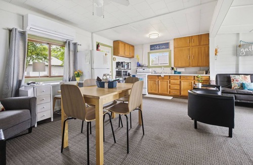 Breezy Point Cottage | Sunny BEACH Cottage ~ Beauty, Activity & Relaxation!