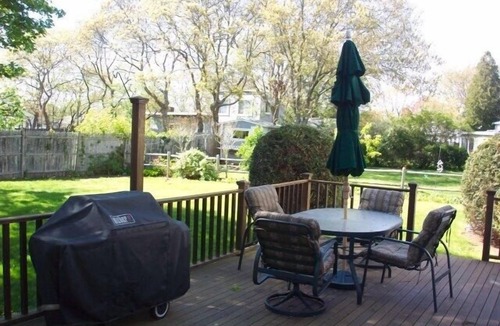 Falmouth Heights House | Sunny Cape House in Falmouth Heights