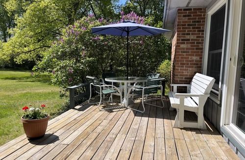 Harrisville House | Sunrise Side Retreat - Sleeps 7
