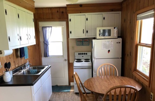 Muskegon Cottage | Sunset Beach Cottages #3 - Lake Michigan Shoreline