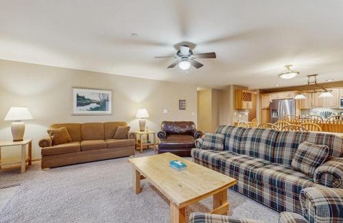 Arkdale House | Sunset Condominiums: The Retreat
