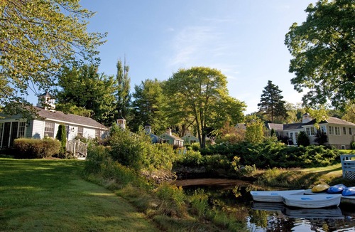 Kennebunk Cottage | SUNSET COTTAGE