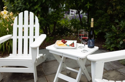 Kennebunk Cottage | SUNSET COTTAGE