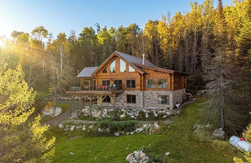 Crane Lake Cabin | Sunset Cove Retreat - private bay in Crane Lake with year-round availability!