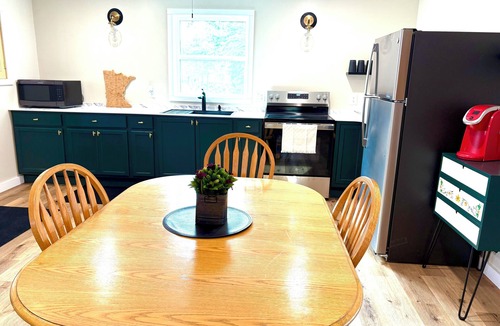 Remer Cabin | Sunset Haven in tranquil Remer with AC, WiFi. Enjoy a peaceful getaway!