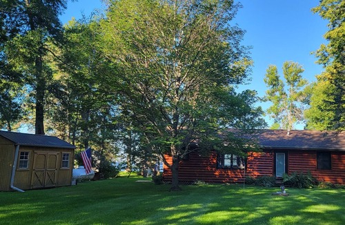 Isle Cabin | Sunset Shores - Lake Front with Dock @ Mille Lacs