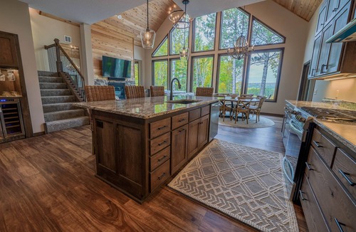Embarrass House | SUNSETS OVER GIANTS RIDGE - LUXURY HOME 5 MINS FROM SKI & GOLF!