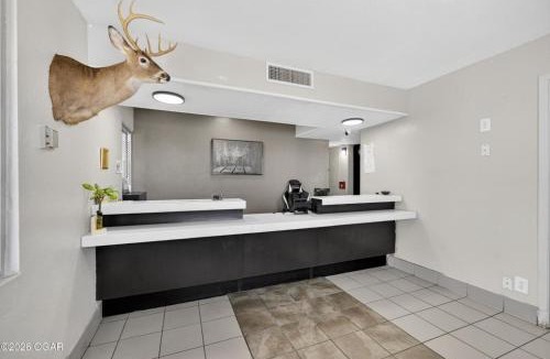 Joplin Hotel | Super 7 inn