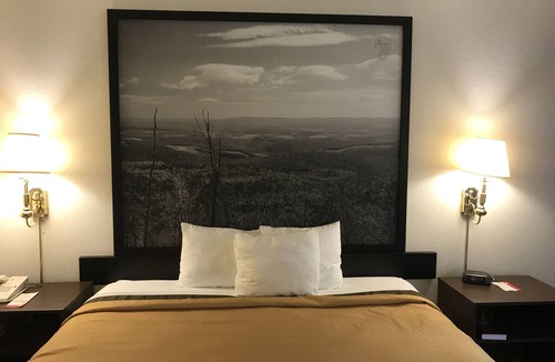 Canonsburg Hotel | Super 8 by Wyndham Canonsburg/Pittsburgh Area