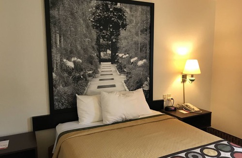 Canonsburg Hotel | Super 8 by Wyndham Canonsburg/Pittsburgh Area