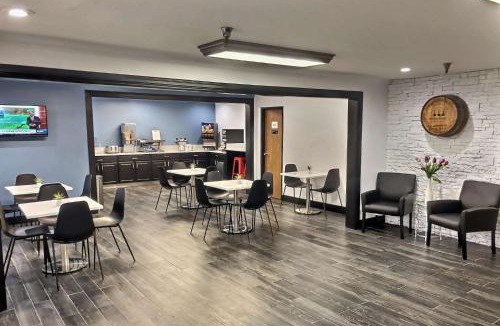 Georgetown Hotel | Super 8 by Wyndham Georgetown