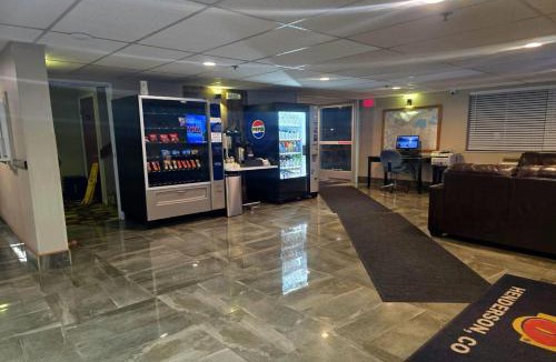Dupont Hotel | Super 8 by Wyndham Henderson North East Denver