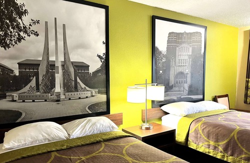 Lafayette Hotel | Super 8 by Wyndham Lafayette/Purdue Area