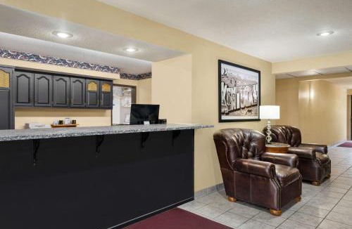 Maysville Hotel | Super 8 by Wyndham Maysville KY