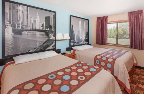 Shipshewana Hotel | Super 8 by Wyndham Shipshewana